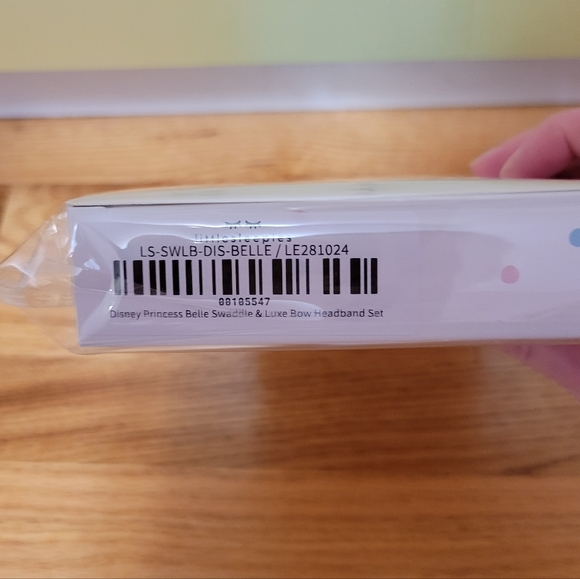 NIB Little Sleepies Disney Princess Belle Swaddle & Luxe Bow Headband Set-Bamboo - Picture 6 of 6